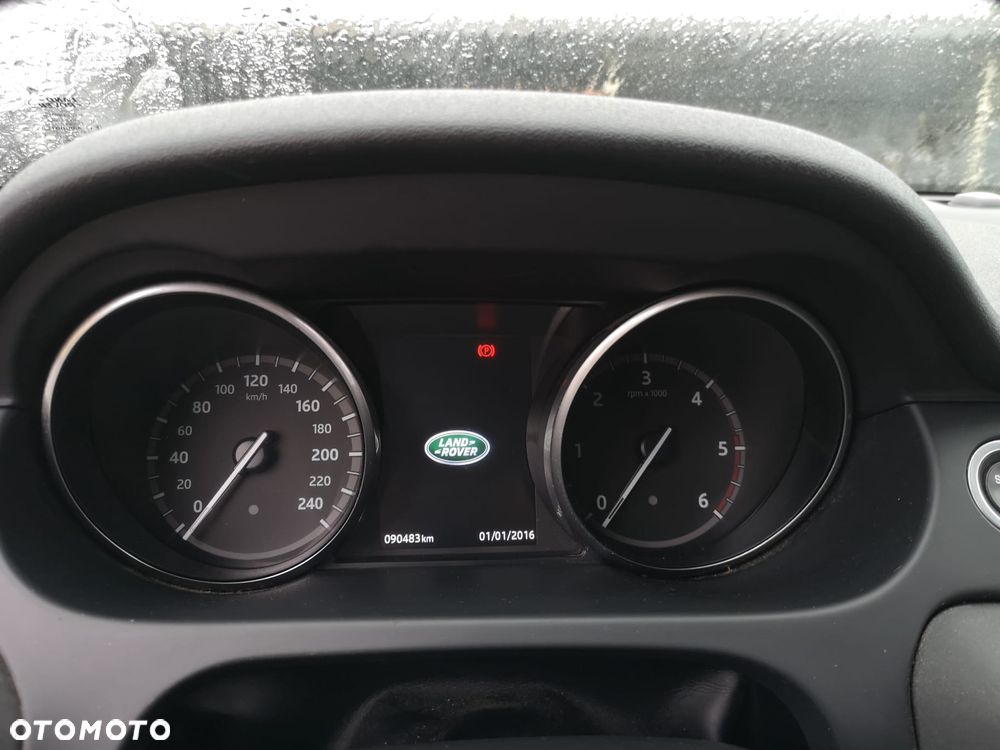 Land Rover Discovery Sport TD4 HSE Luxury - 25