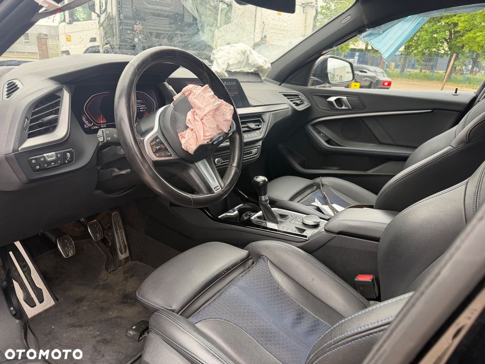 BMW Seria 1 118d Edition M Sport Shadow - 14