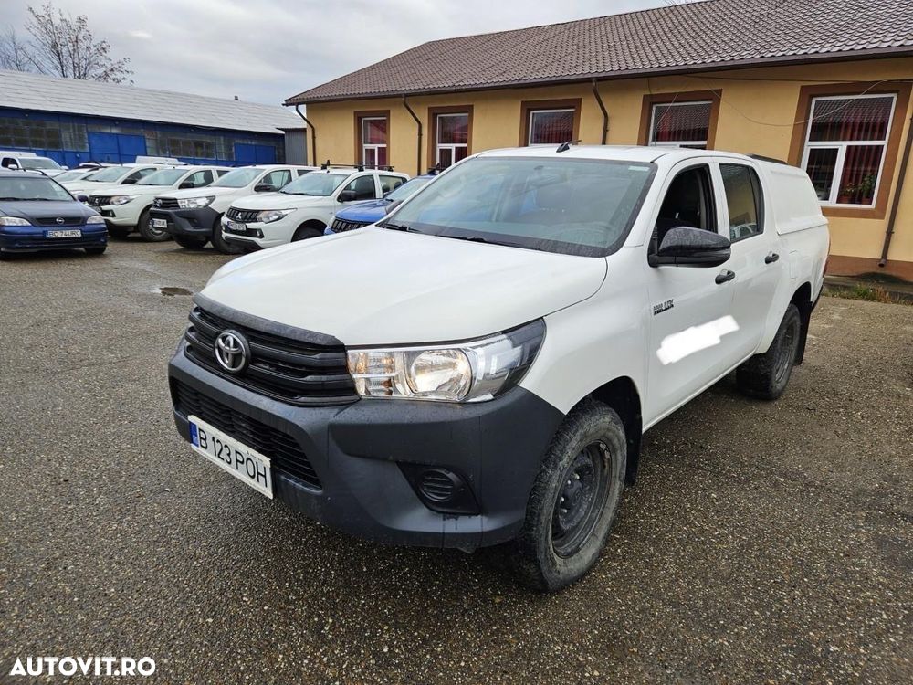 Toyota Hilux 4x4 Double Cab M/T Style - 18