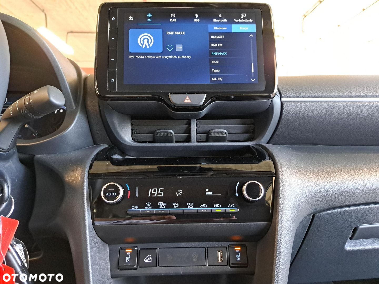 Toyota Yaris Cross - 19