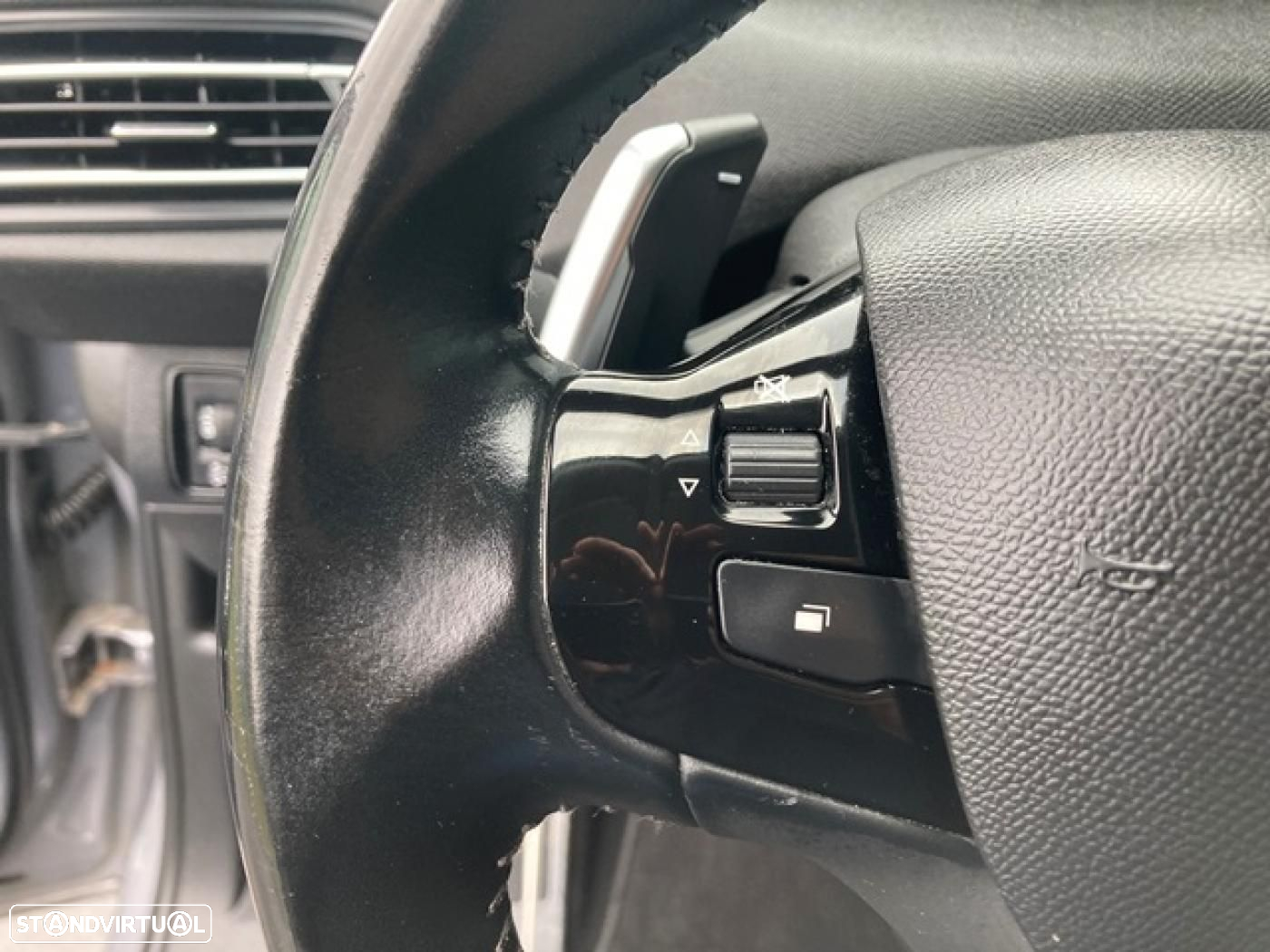 Peugeot 308 SW 1.5 BlueHDi Allure EAT8 - 15