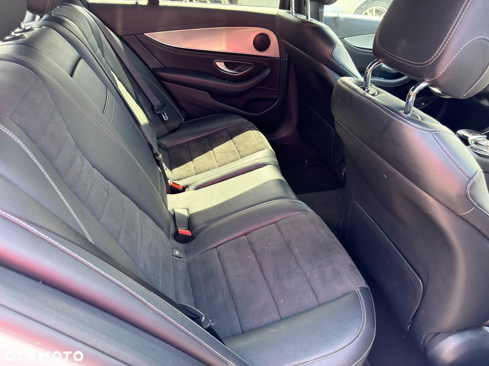 Mercedes-Benz Klasa E 200 9G-TRONIC - 7