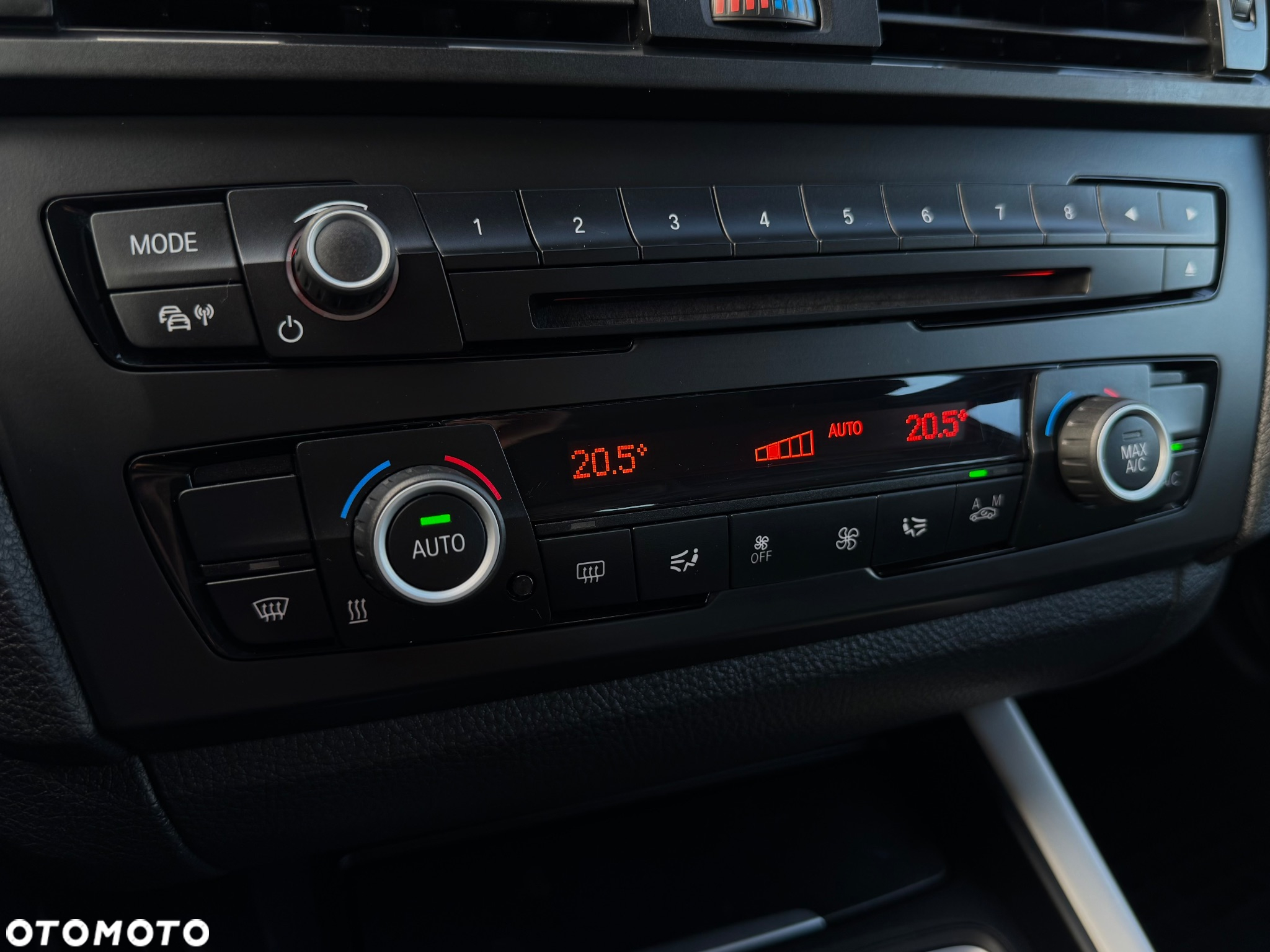 BMW Seria 1 118d - 23