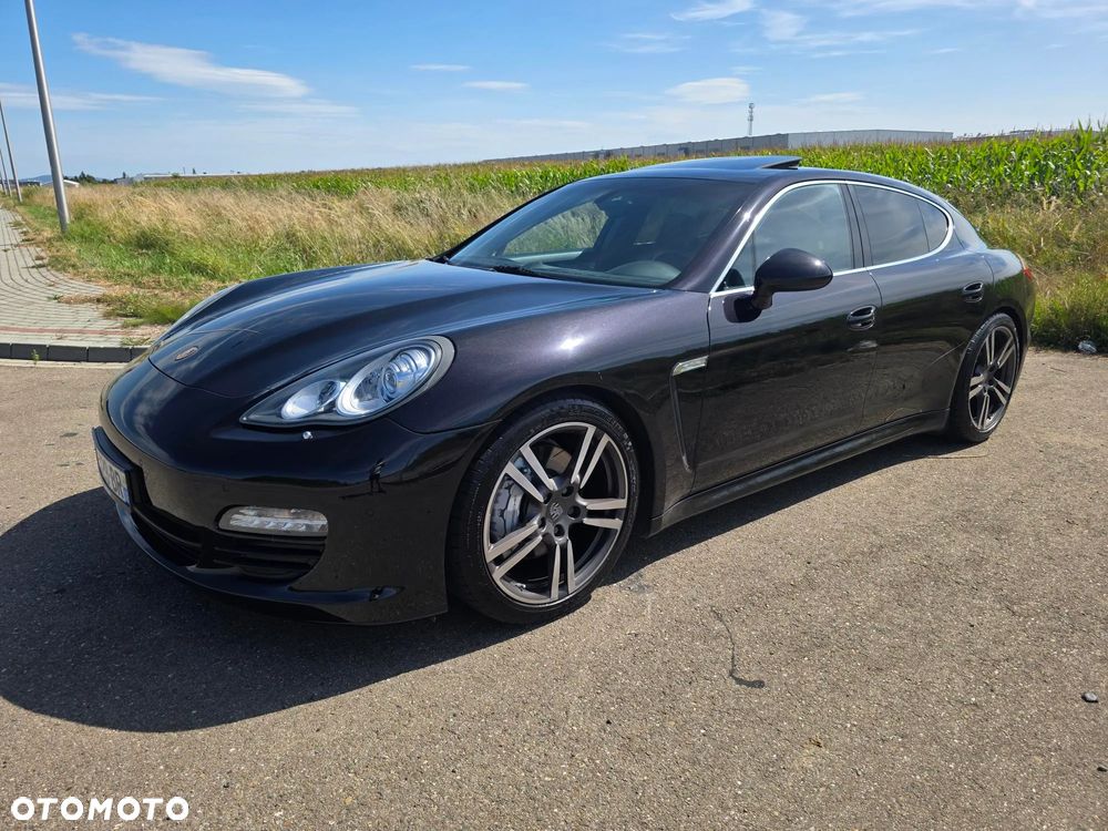 Porsche Panamera 4S PDK - 11