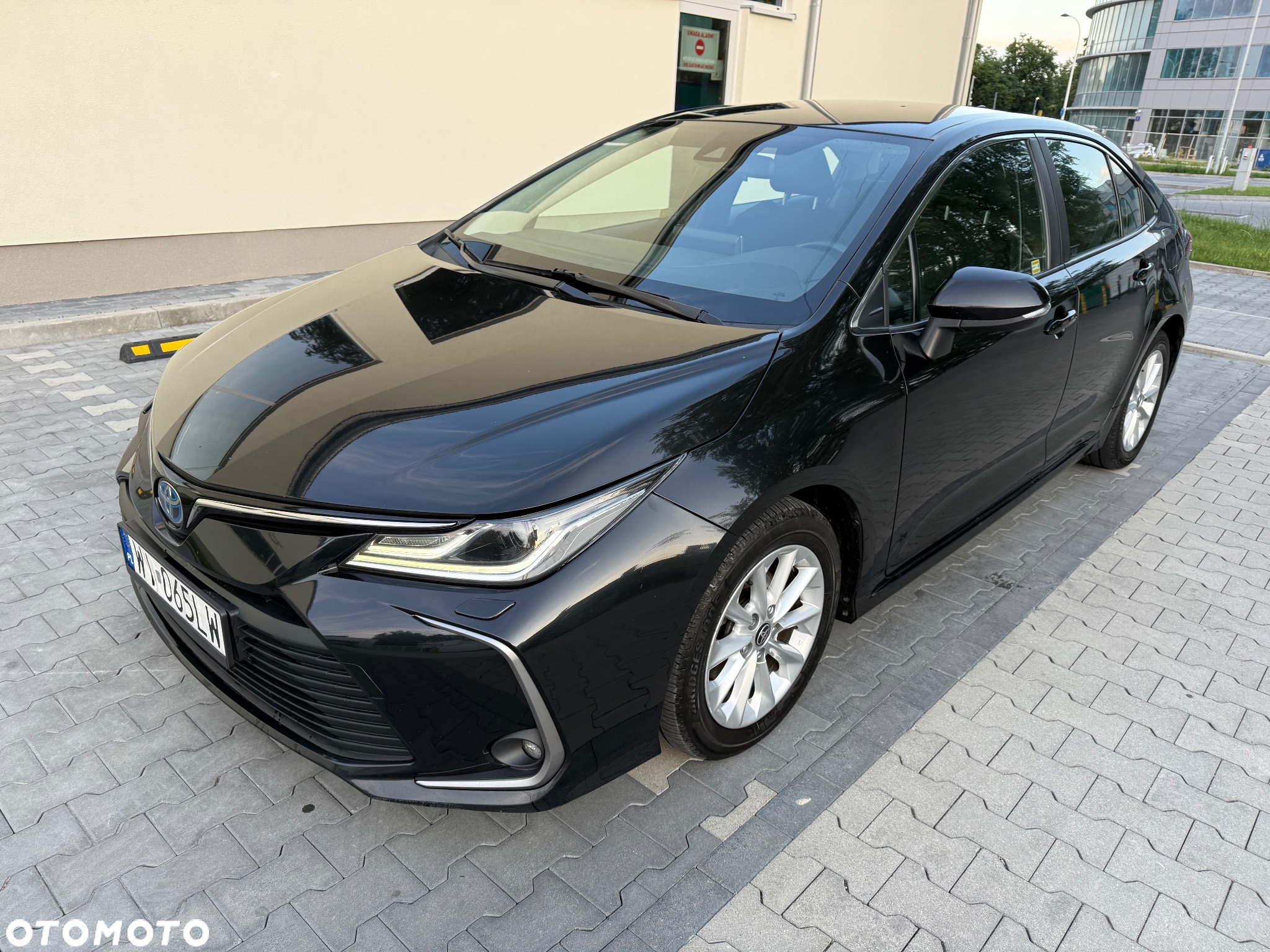 Toyota Corolla 1.8 Hybrid GPF Comfort - 2