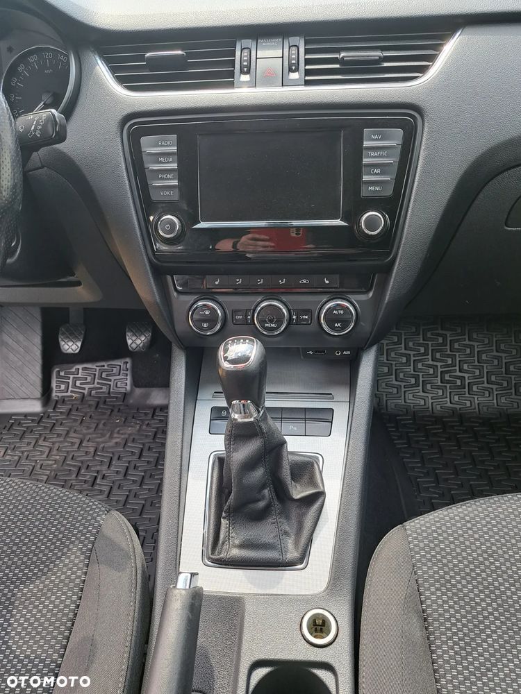 Skoda Octavia 1.6 TDI (Green tec) Ambition - 8