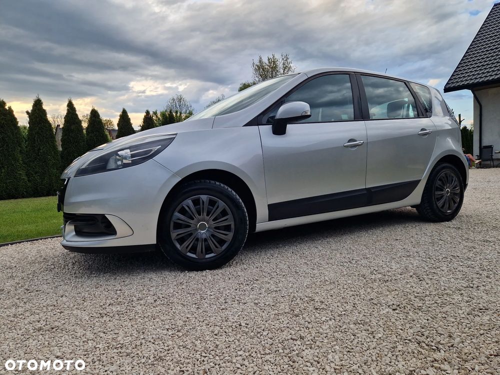 Renault Scenic 1.6 16V 110 TomTom Edition - 24