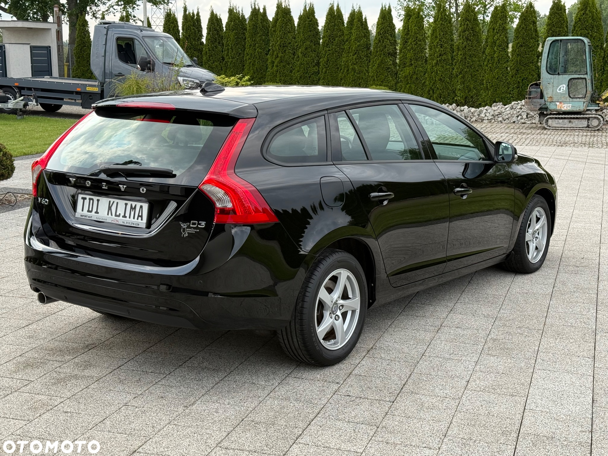 Volvo V60 D3 Momentum - 28