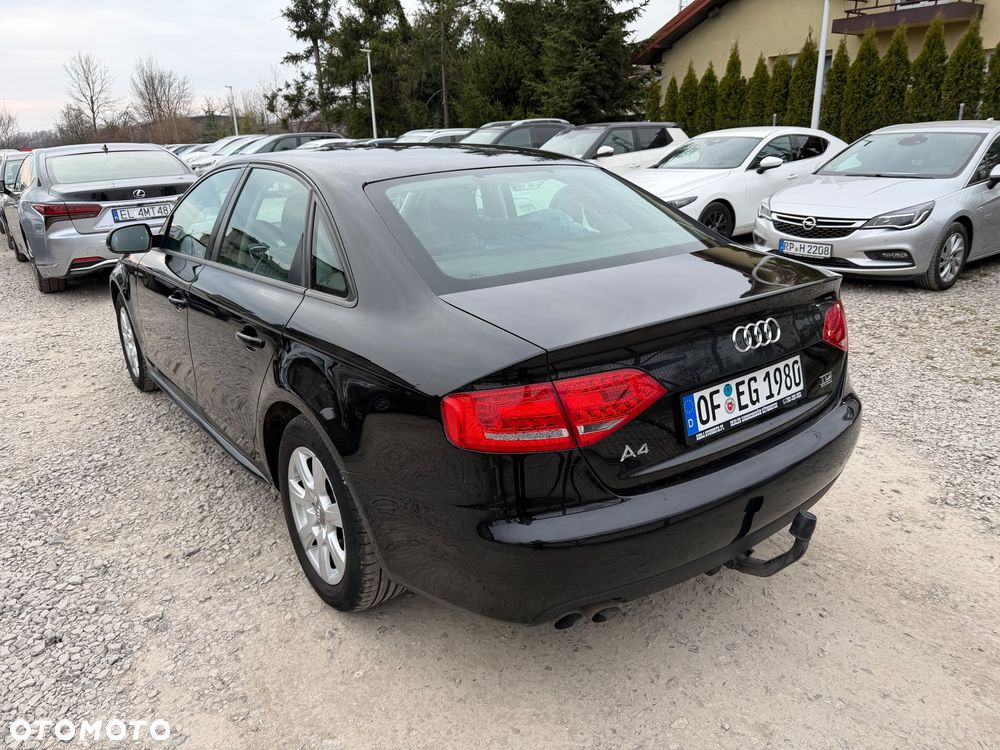 Audi A4 Limousine 2.0 TDI DPF quattro Attraction - 4