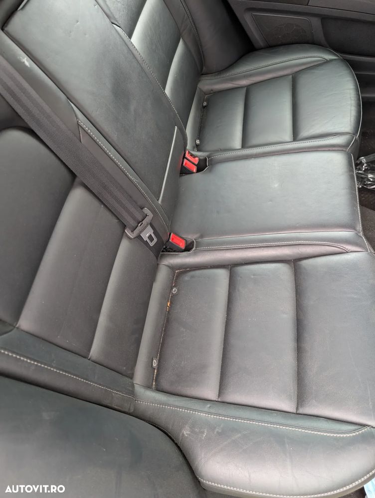 Skoda Superb 2.0 TDI Sportline - 8