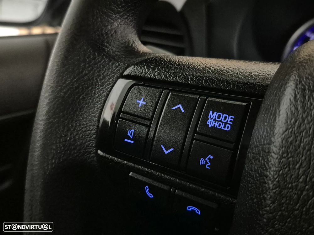 Toyota Hilux 2.4D-4D 4X4 | GARANTIA | NACIONAL - 3 LUG - 2020 - 22