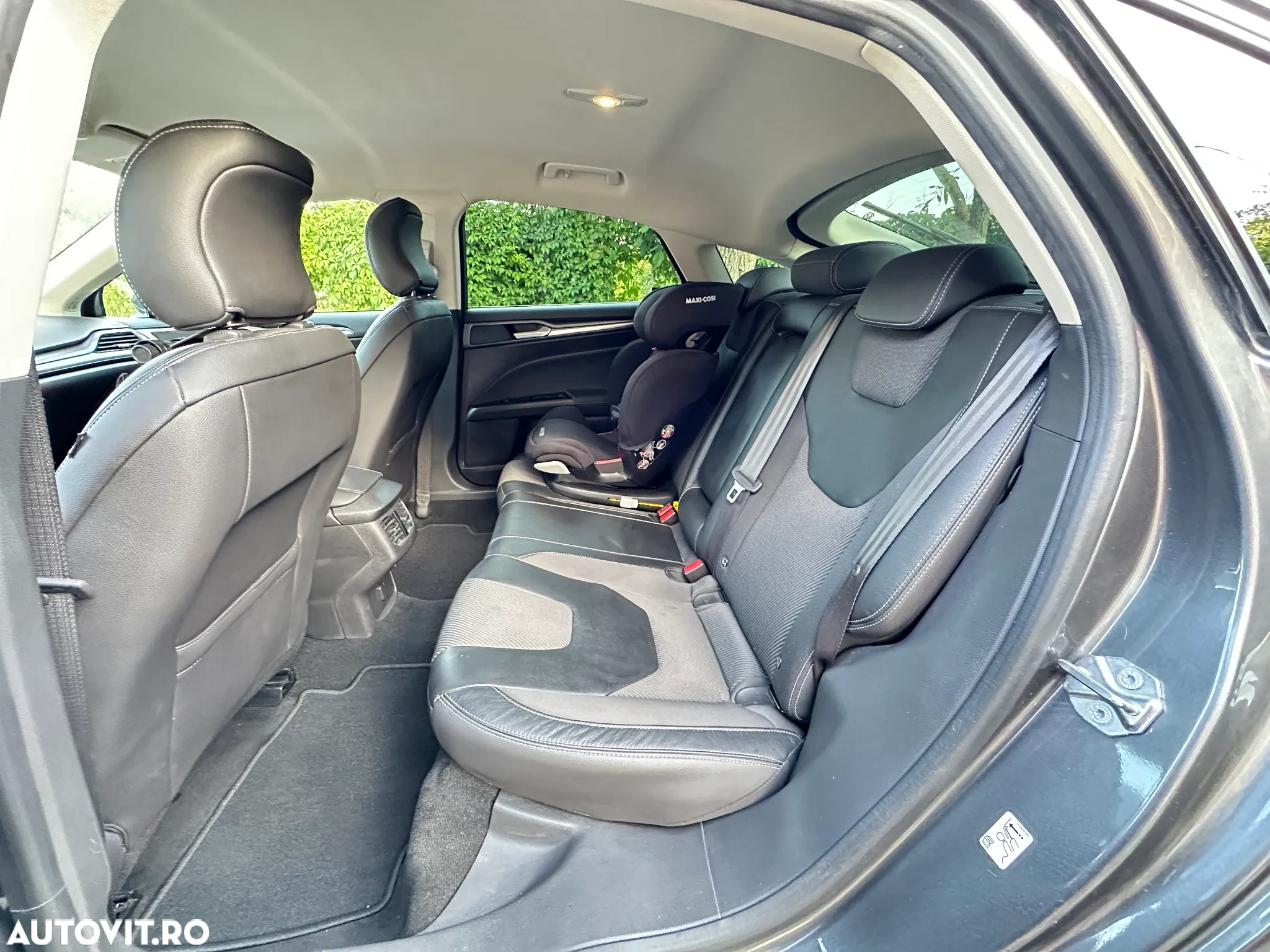 Ford Mondeo 2.0 TDCi Powershift Titanium - 6