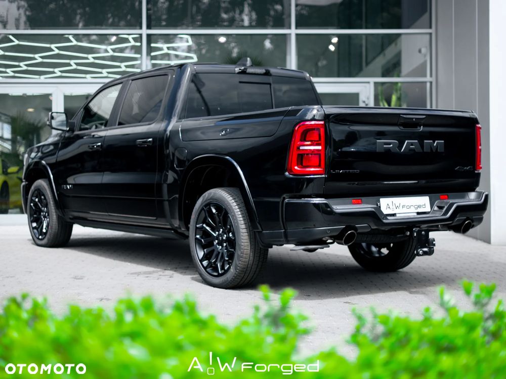 RAM 1500 - 11