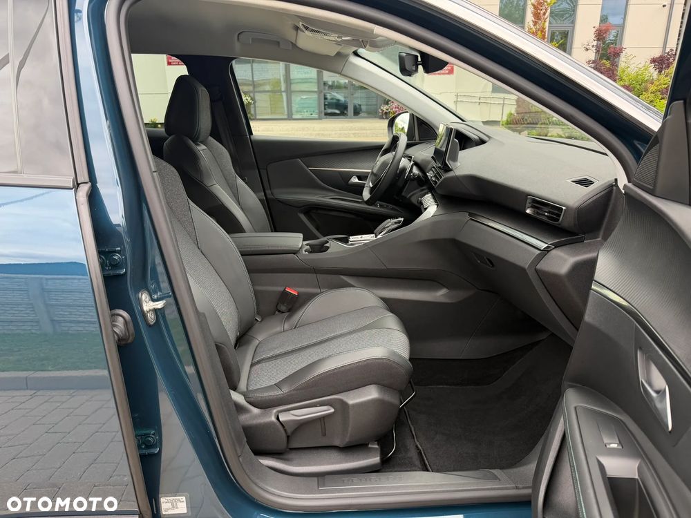 Peugeot 3008 225 e-EAT8 Allure - 30
