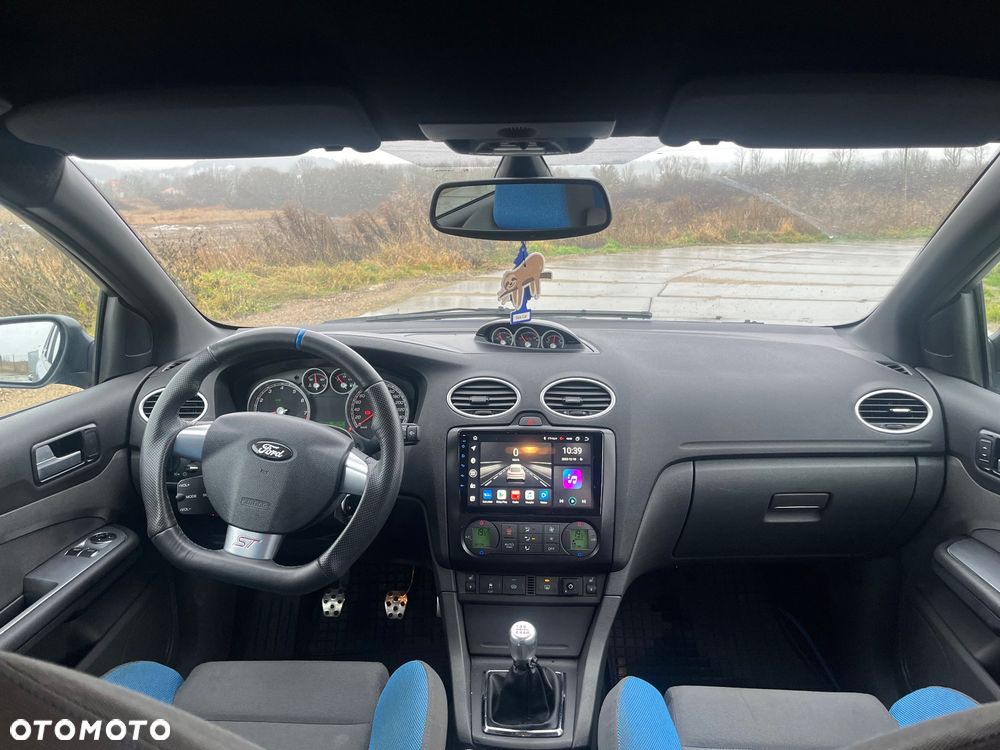 Ford Focus ST - 11