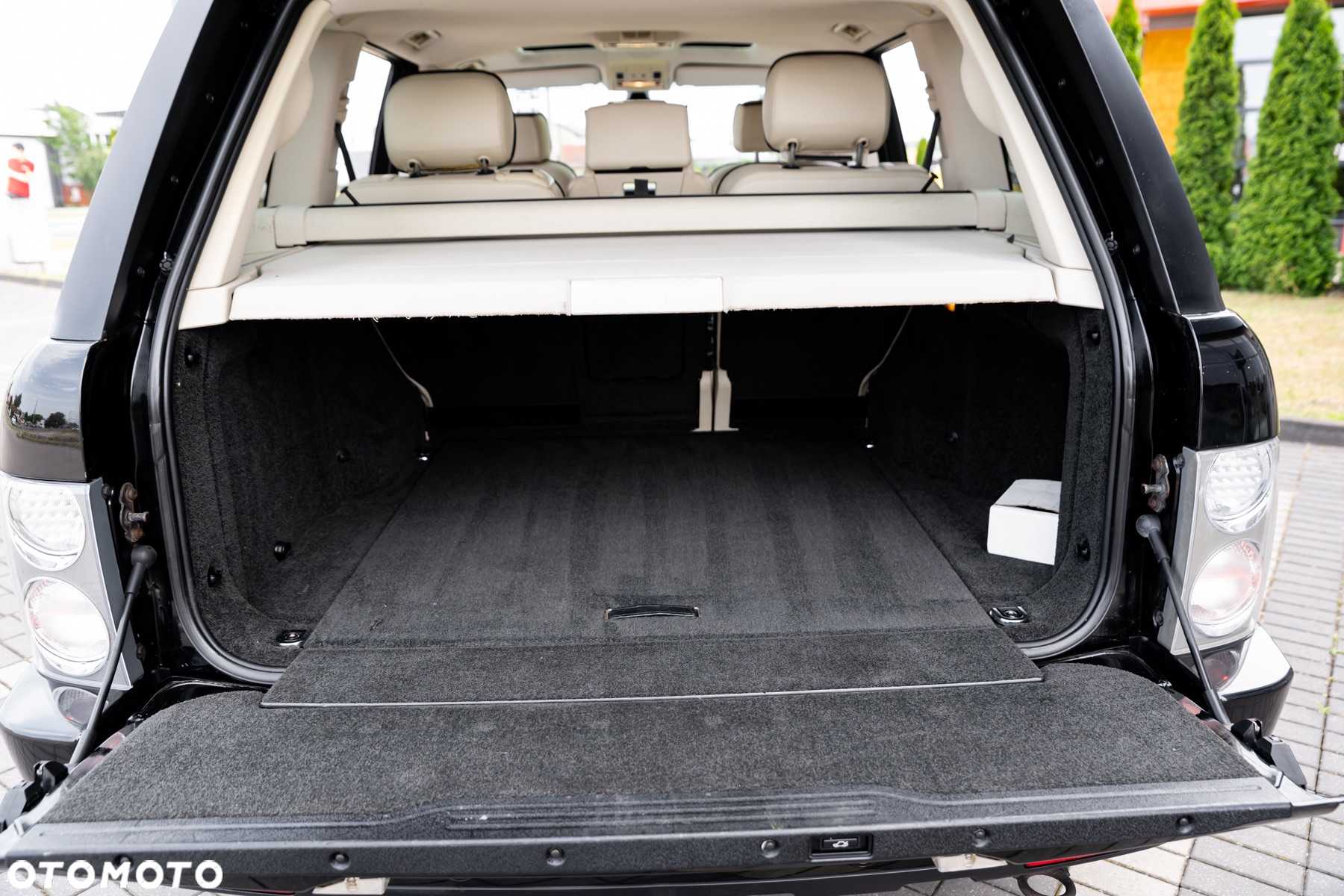 Land Rover Range Rover V8 Supercharged - 24