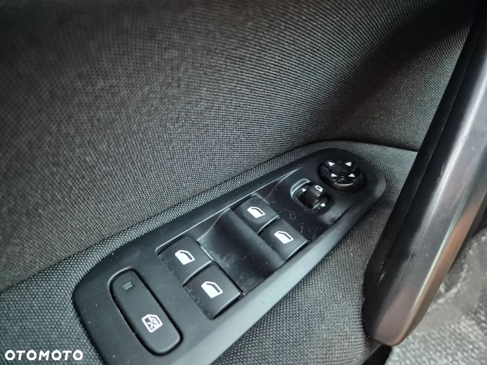 Peugeot 308 HDi FAP 92 Active - 10