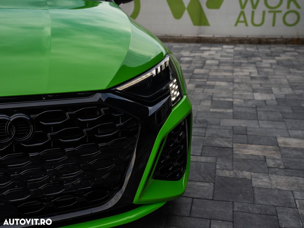 Audi RS3 TFSI quattro S tronic - 5