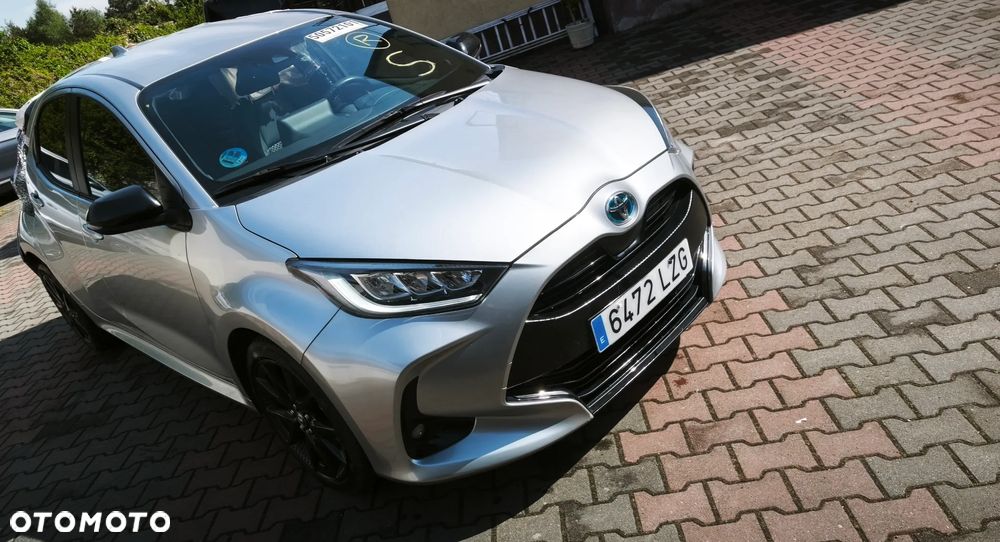 Toyota Yaris Hybrid 1.5 Active - 1