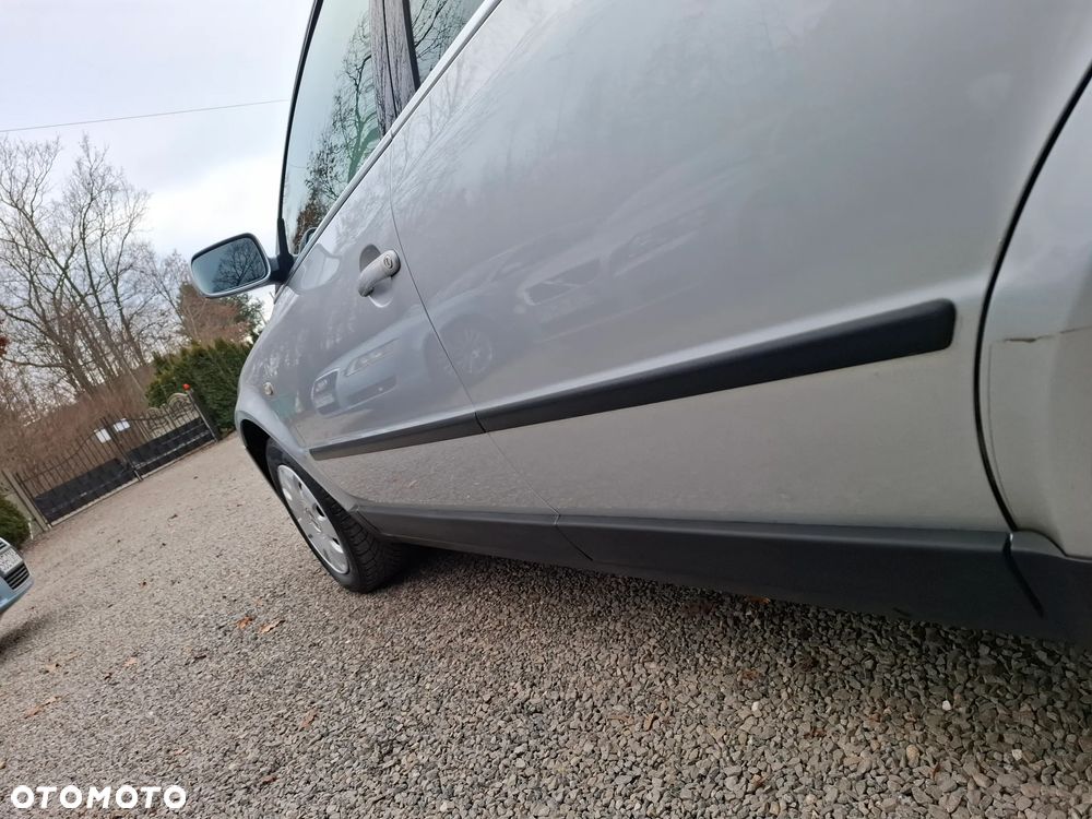 Volkswagen Passat - 9