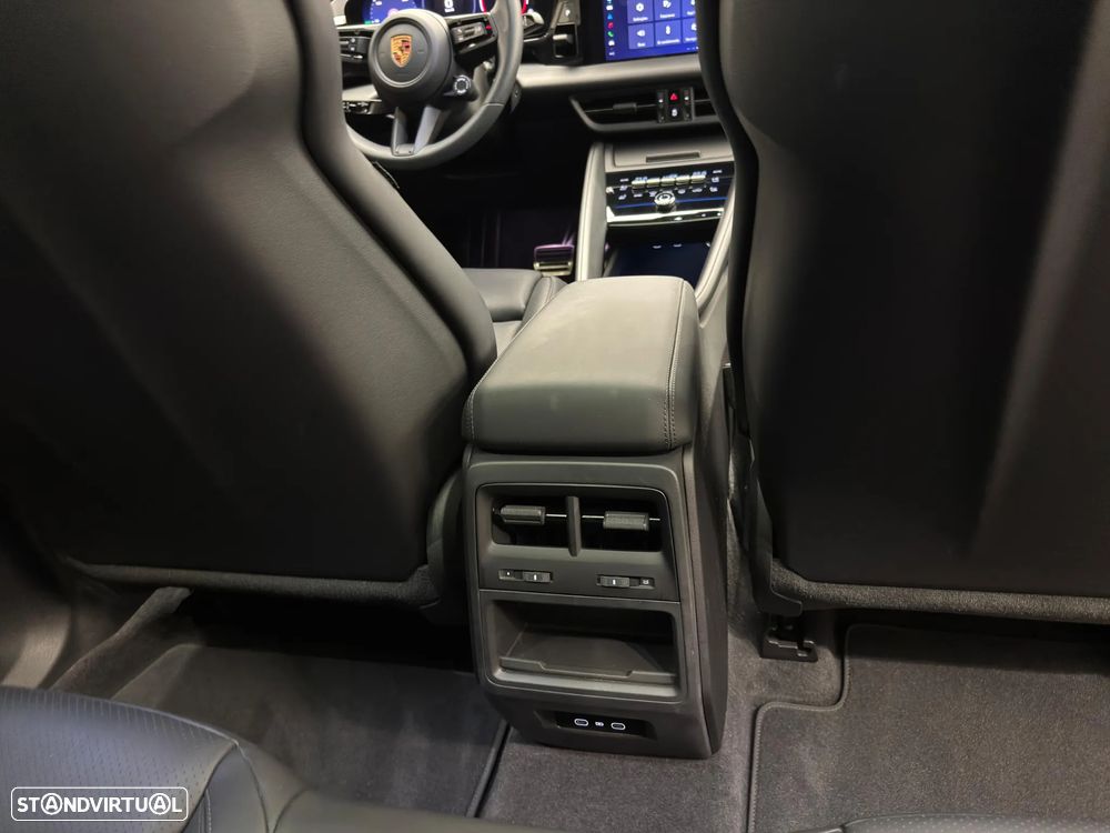 Porsche Macan 4S - 35