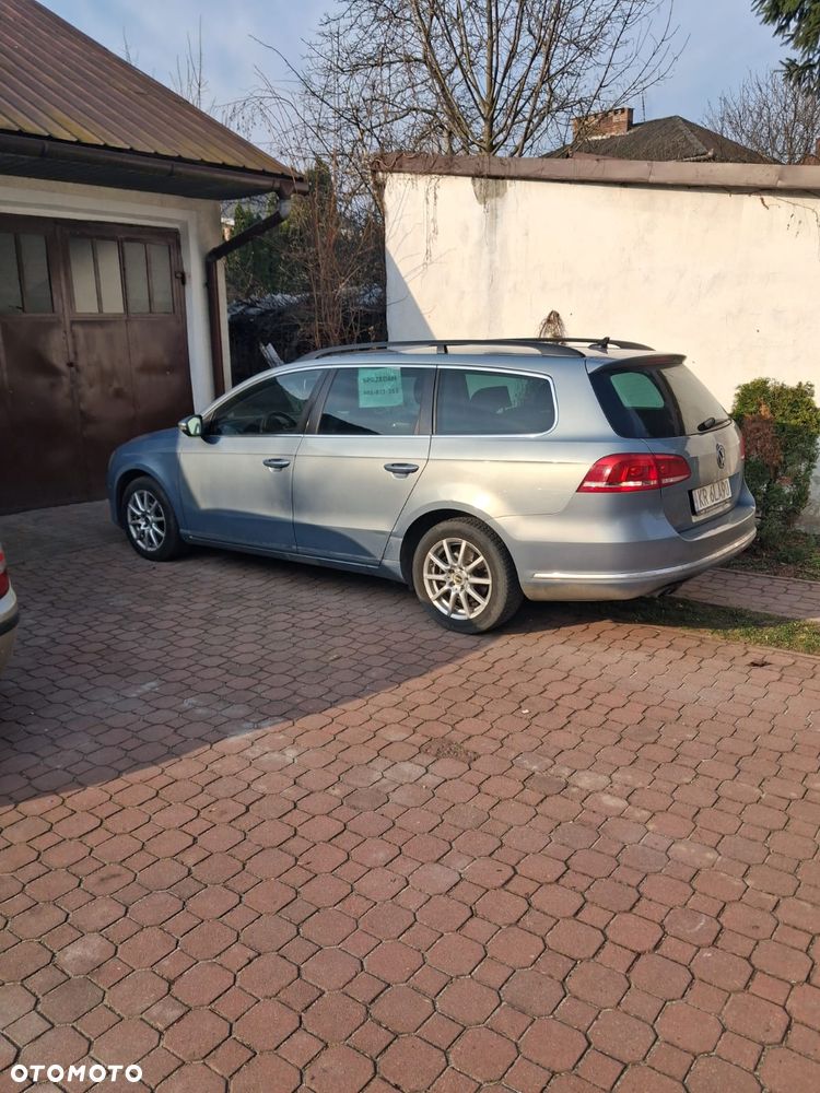 Volkswagen Passat 2.0 TDI DSG Comfortline - 6
