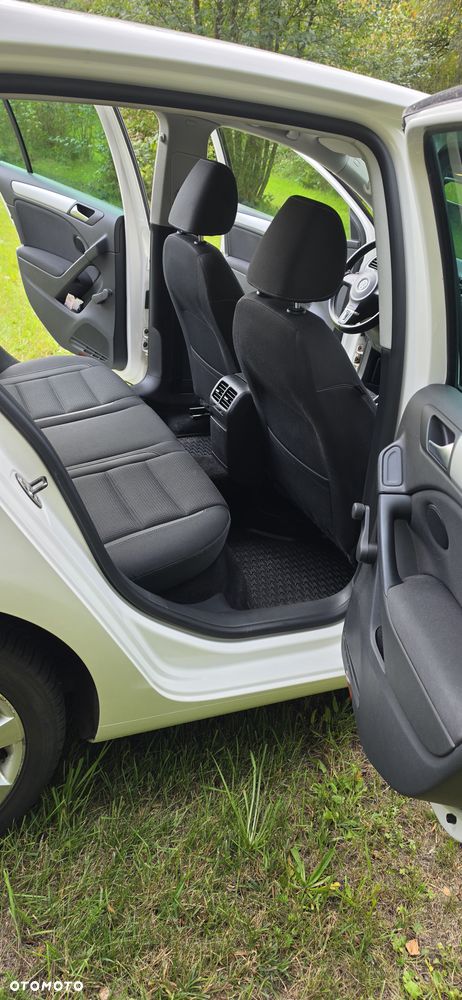 Volkswagen Golf 1.6 TDI Comfortline - 11