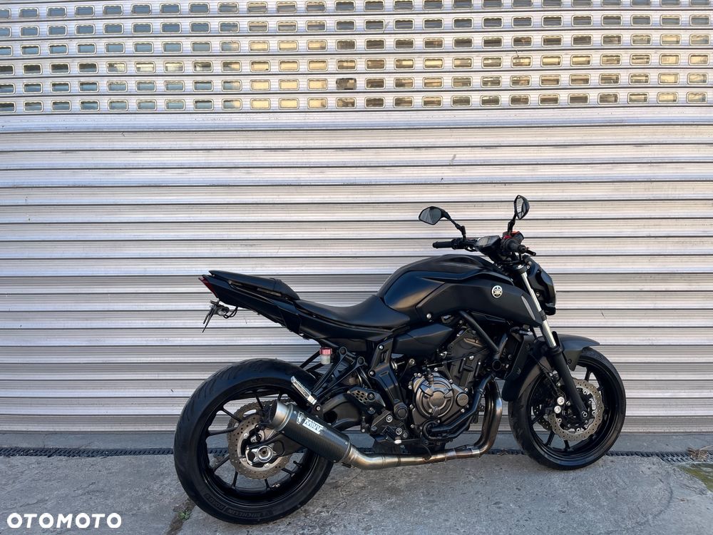 Yamaha MT - 19
