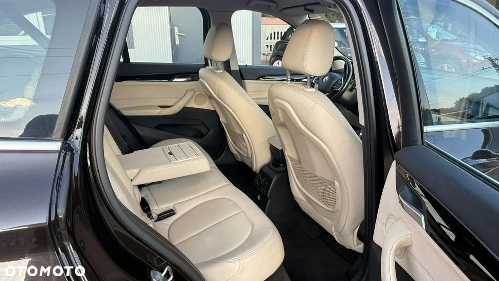 BMW X1 xDrive18d Business Edition sport - 8