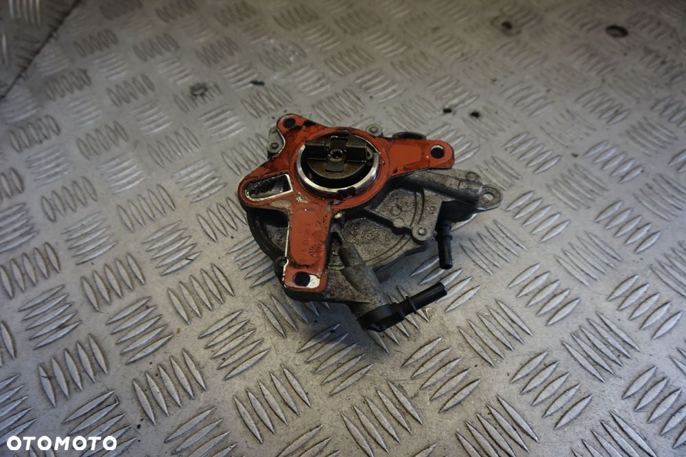 POMPA VACUM KUGA I MK1 2.0 TDCI 9673836180 FORD 2008-2013 - 3