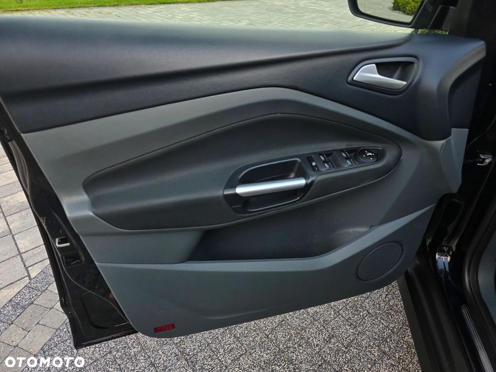 Ford C-MAX 1.6 TDCi Titanium - 22