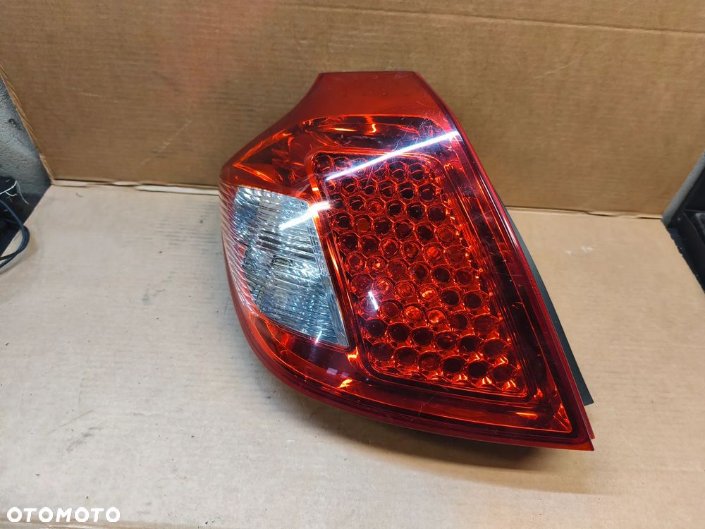LAMPA TYŁ TYLNA LEWA KIA CEED I HB LIFT - 1