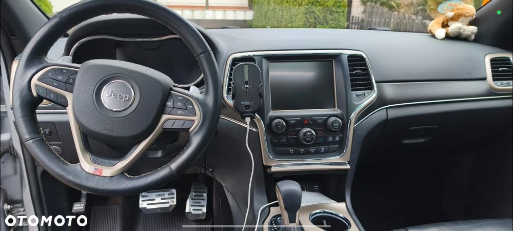 Jeep Grand Cherokee - 8