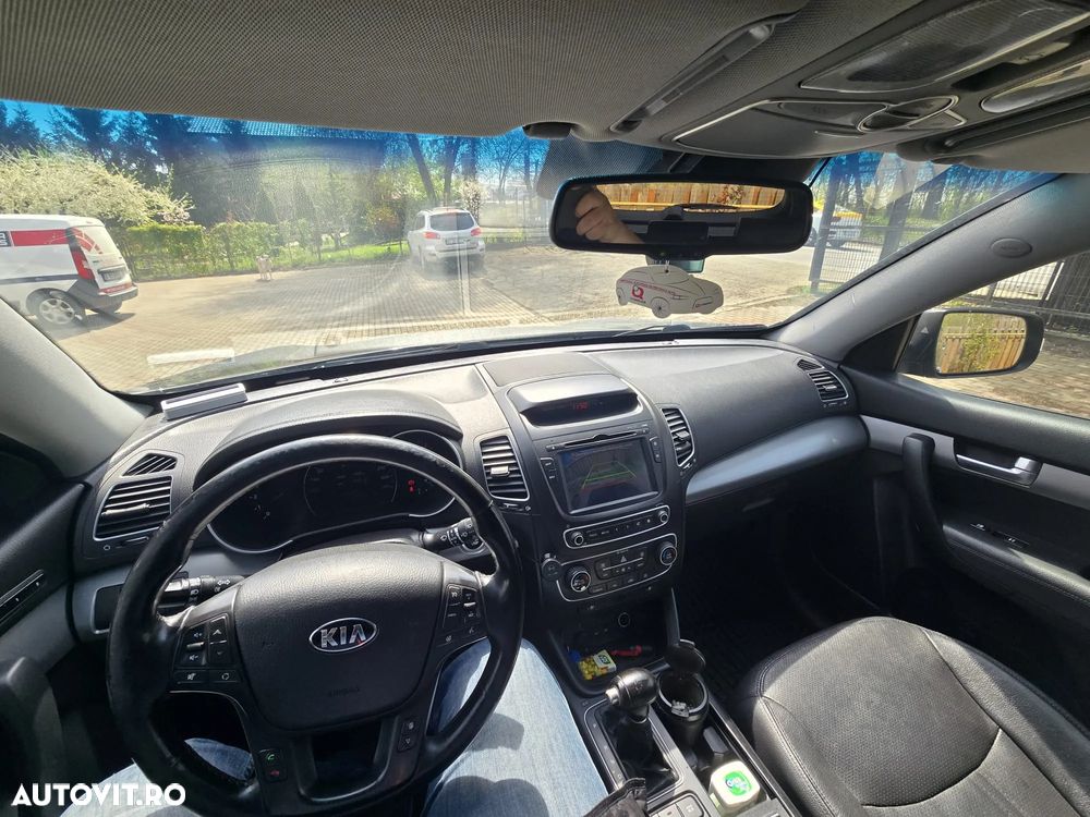 Kia Sorento 2.2 DSL 4x4 Aut. Executive - 13