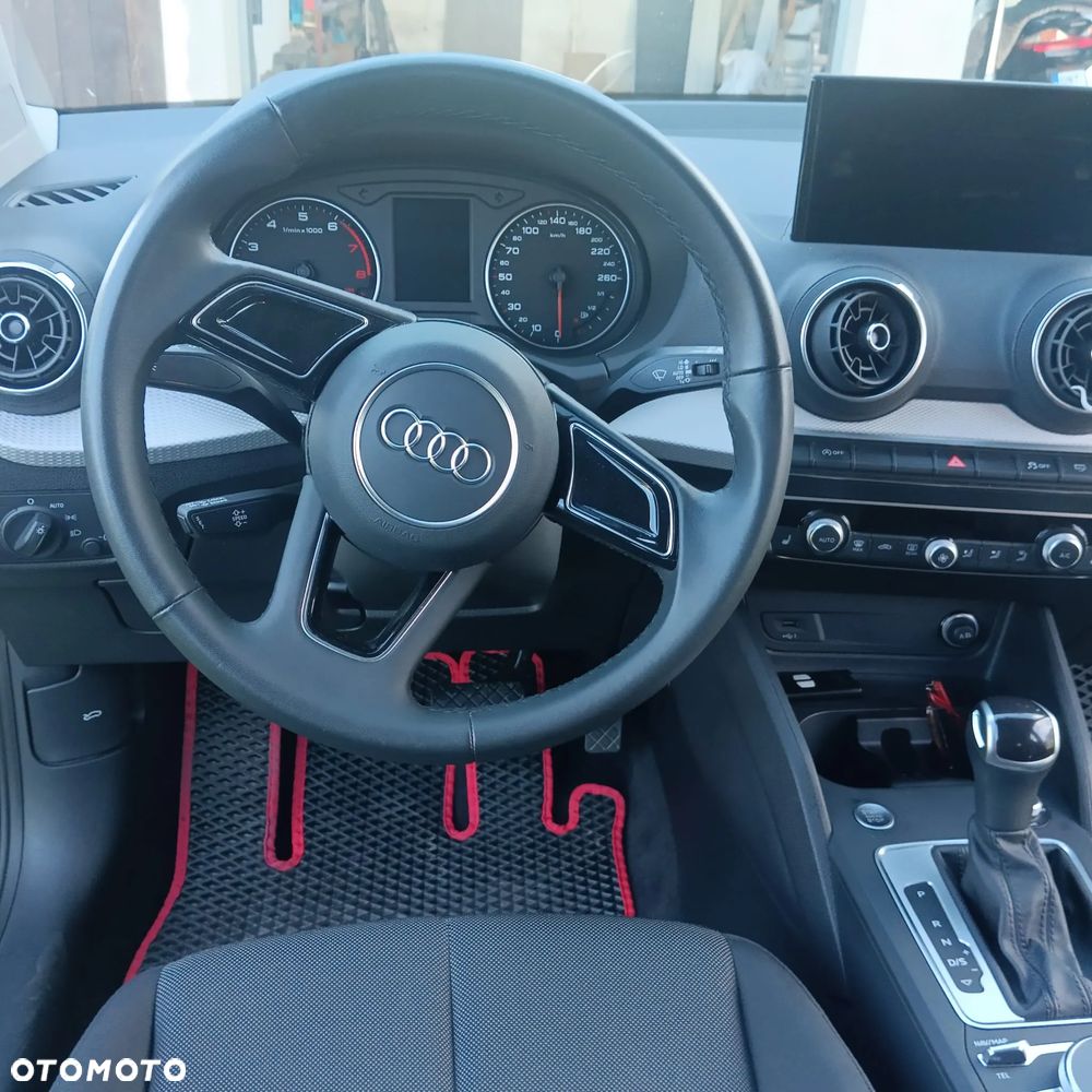 Audi Q2 35 TFSI Advanced S tronic - 11