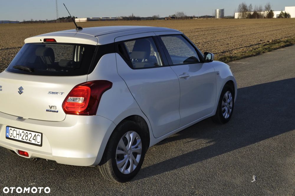 Suzuki Swift 1.2 SHVS Premium Plus - 5