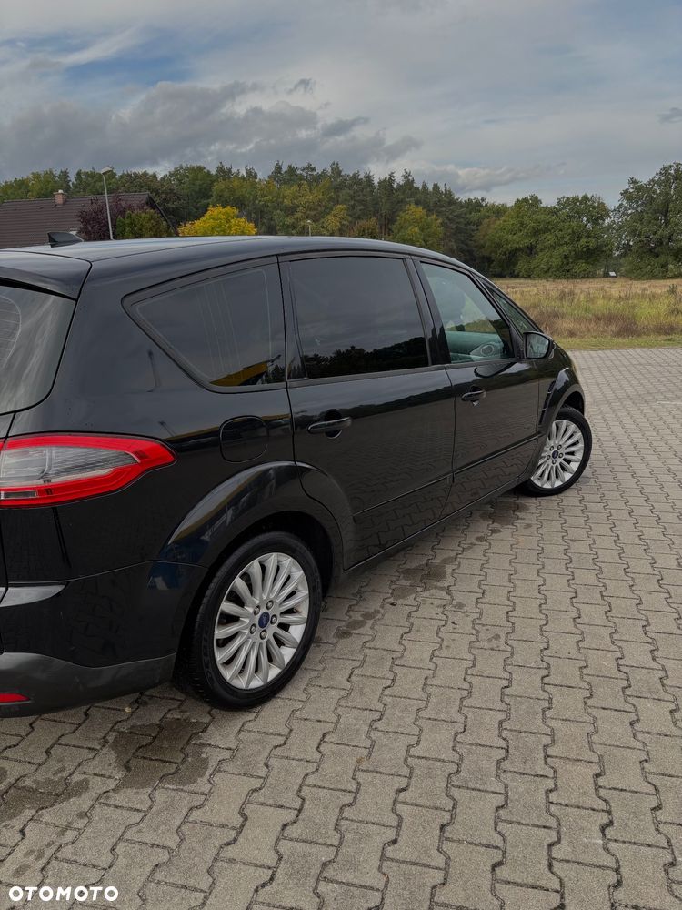 Ford S-Max 2014 photo 4