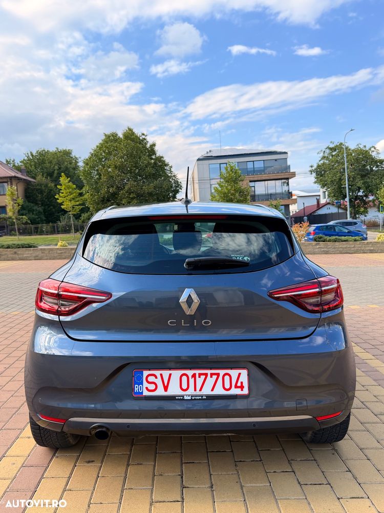 Renault Clio - 5