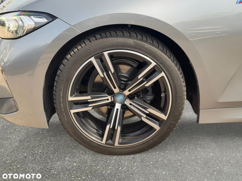 BMW Seria 3 318d mHEV M Sport - 17