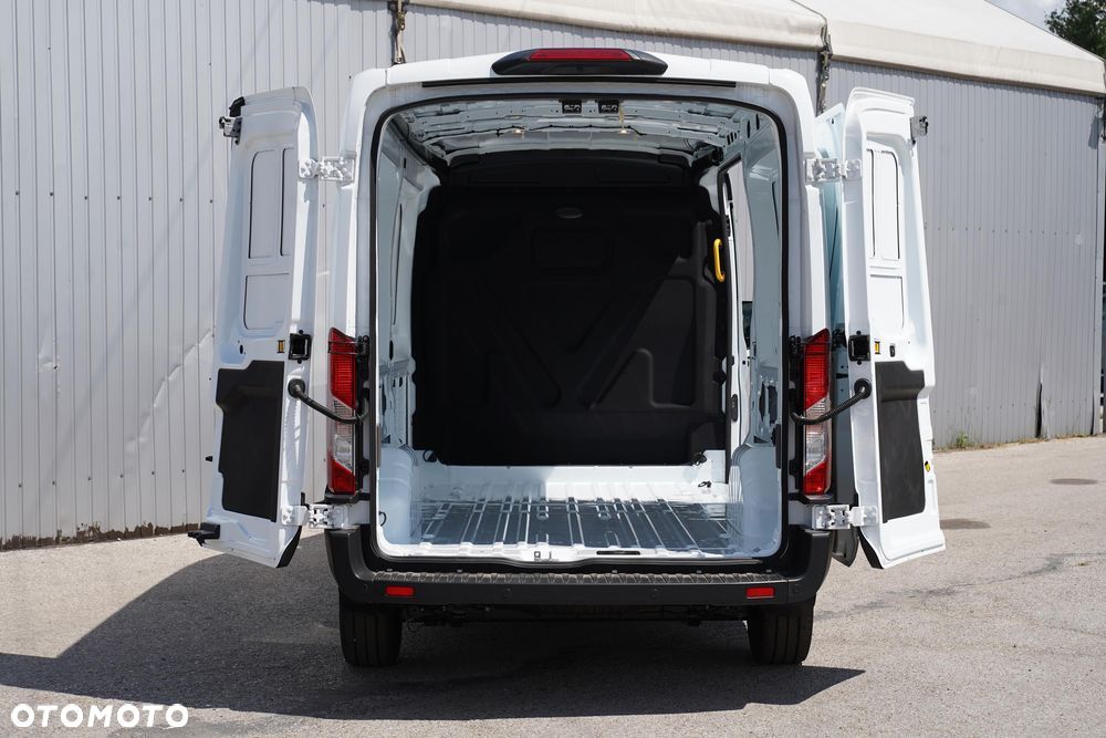 Ford Transit 350 L3H2 Trend - 21