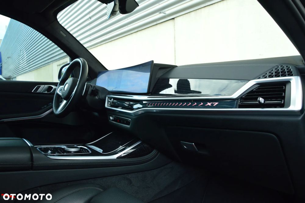 BMW X7 xDrive40d mHEV M Sport Edition sport - 22
