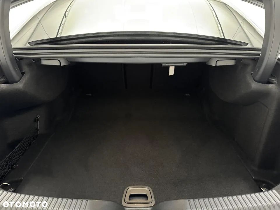 Mercedes-Benz CLS 350 9G-TRONIC AMG Line - 23