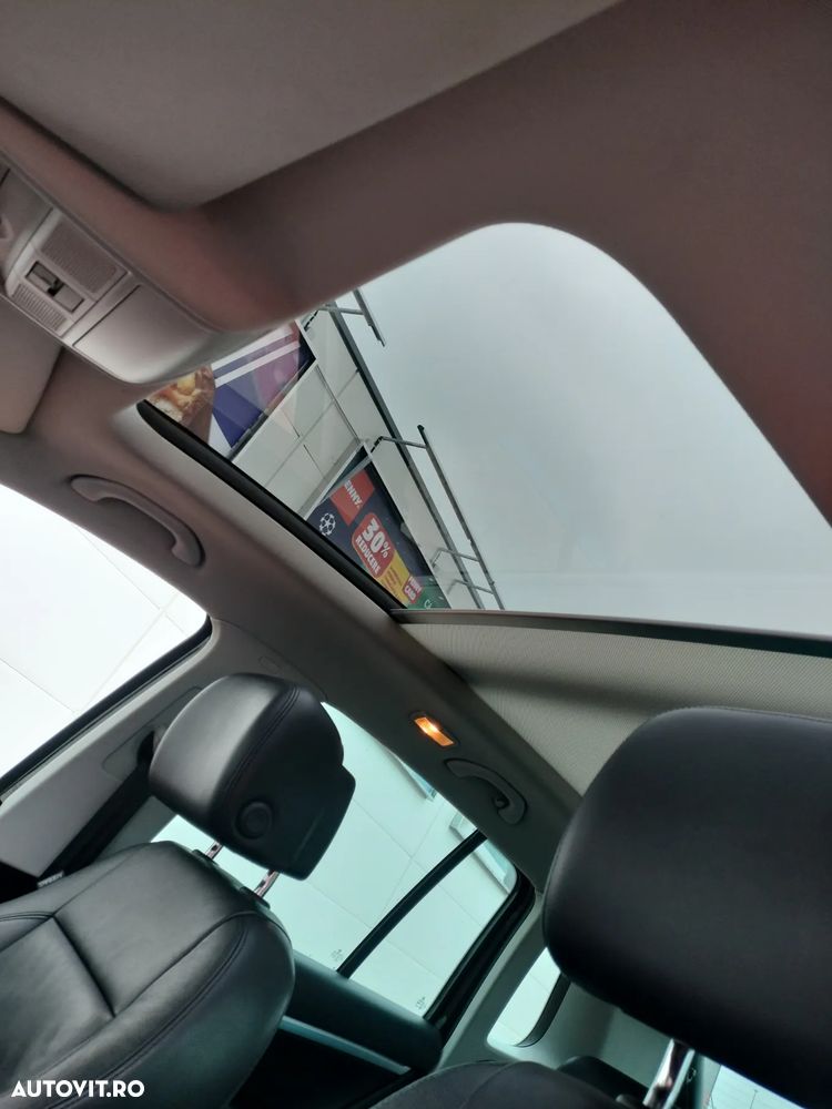 Volkswagen Tiguan - 4