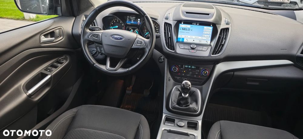 Ford Kuga 1.5 EcoBoost 2x4 Business Edition - 12