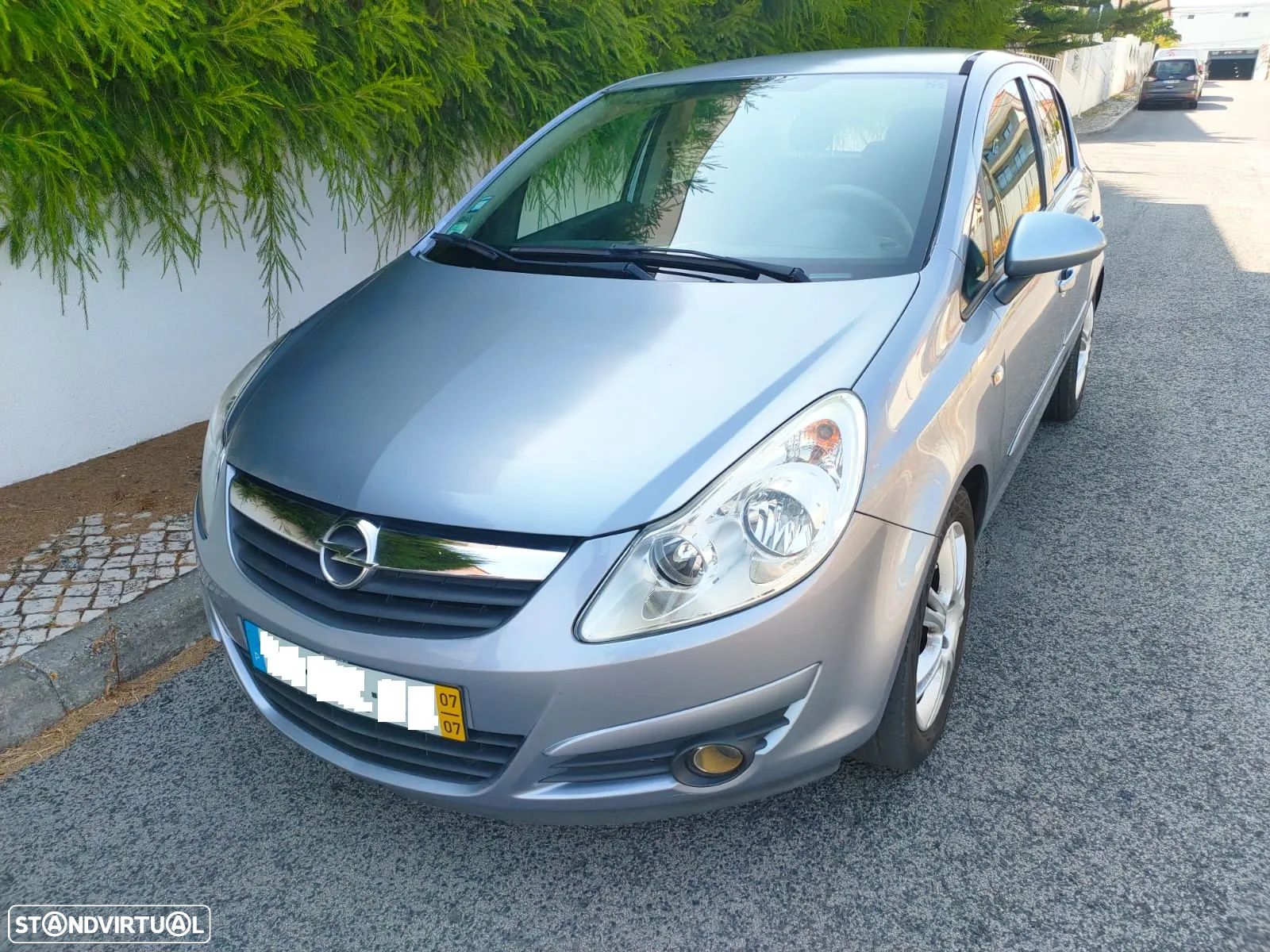 Opel Corsa 1.3 CDTi CMON - 1