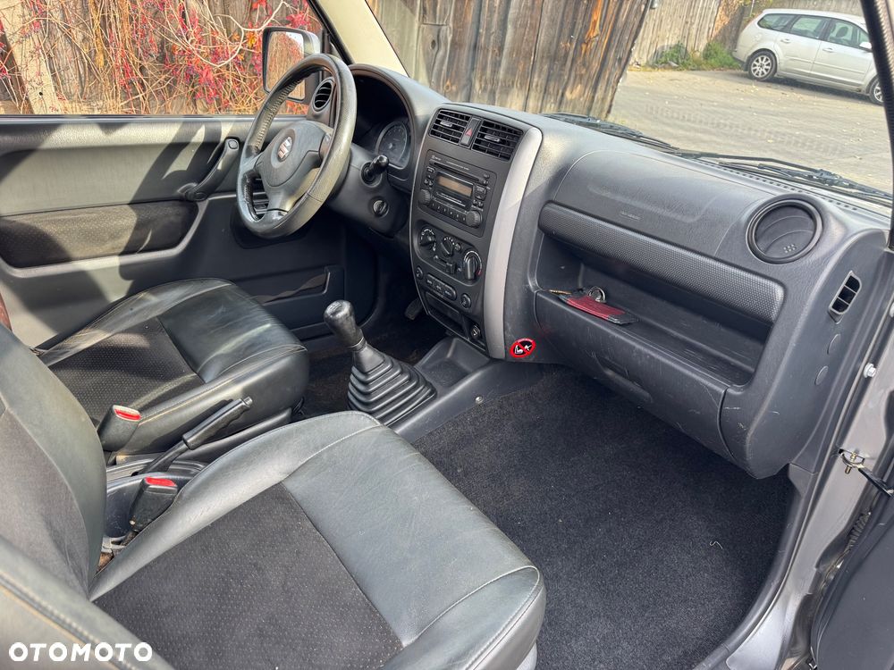 Suzuki Jimny - 13