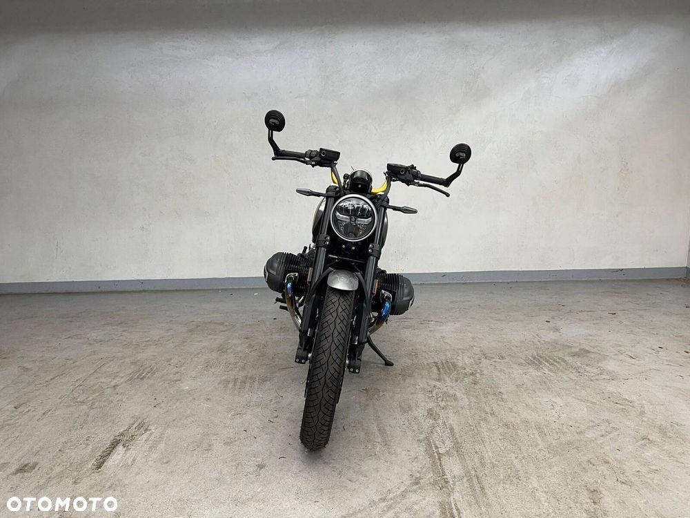 BMW R - 3
