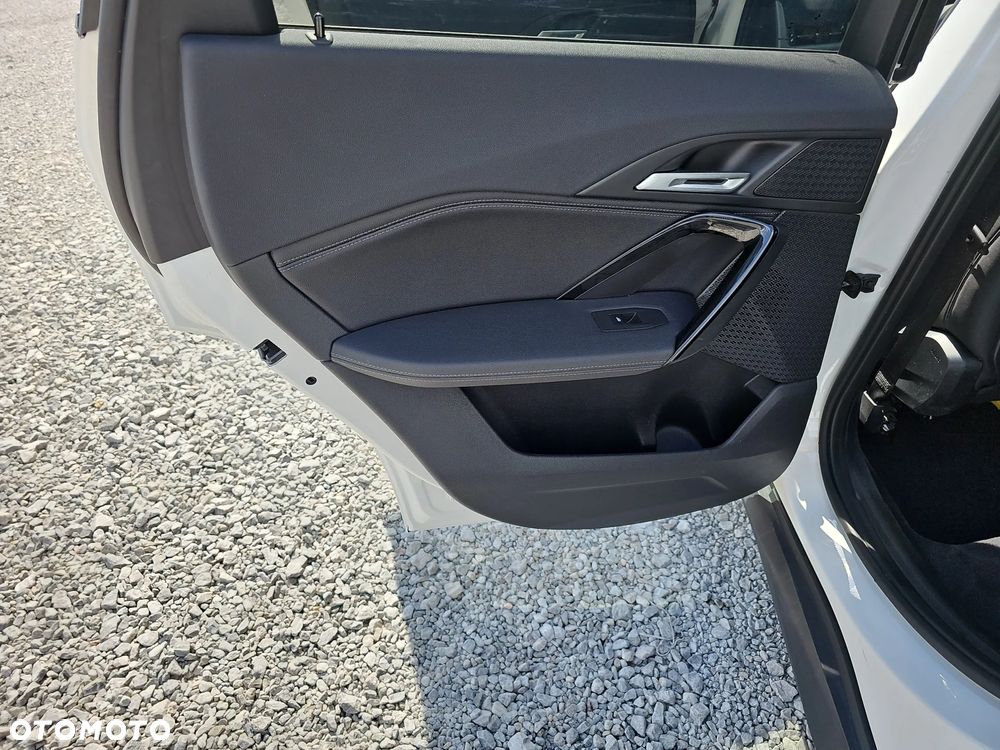 BMW X1 sDrive18i xLine - 26