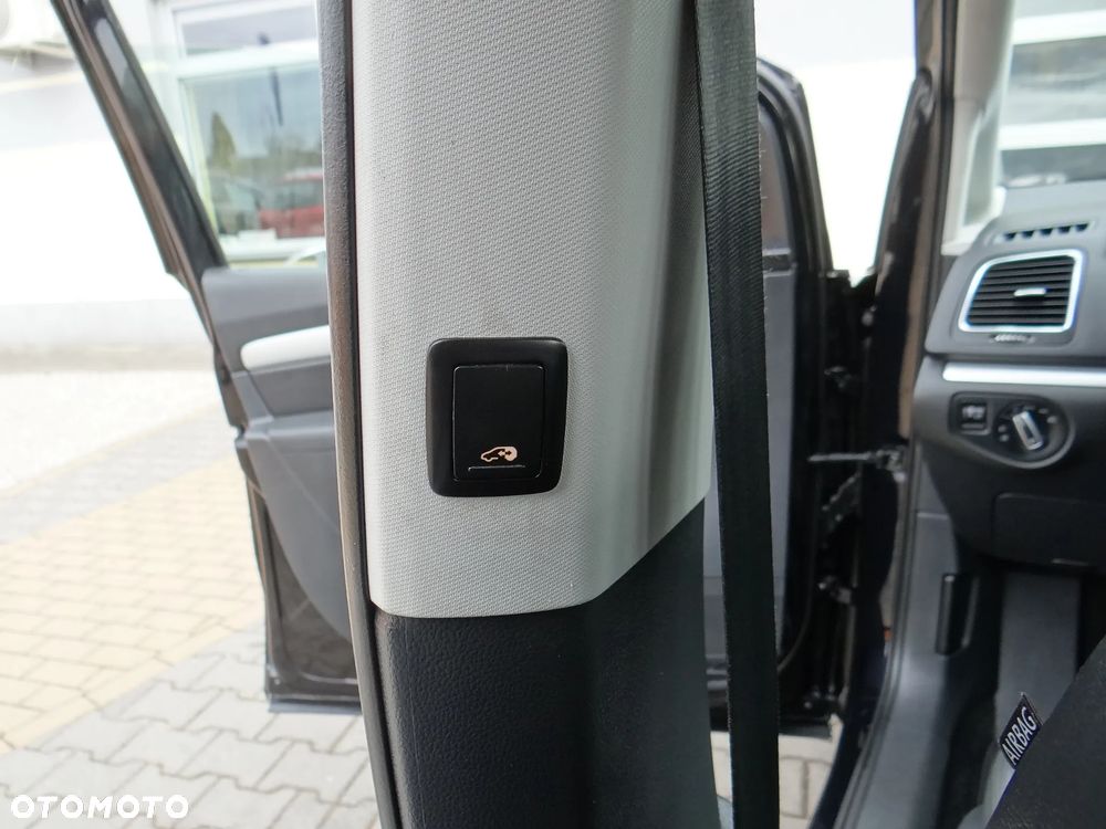 Volkswagen Sharan 2.0 TDI Blue Motion Highline - 31