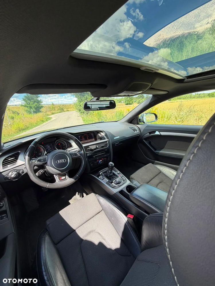 Audi A5 Coupé 2.0 TDI Quattro - 8